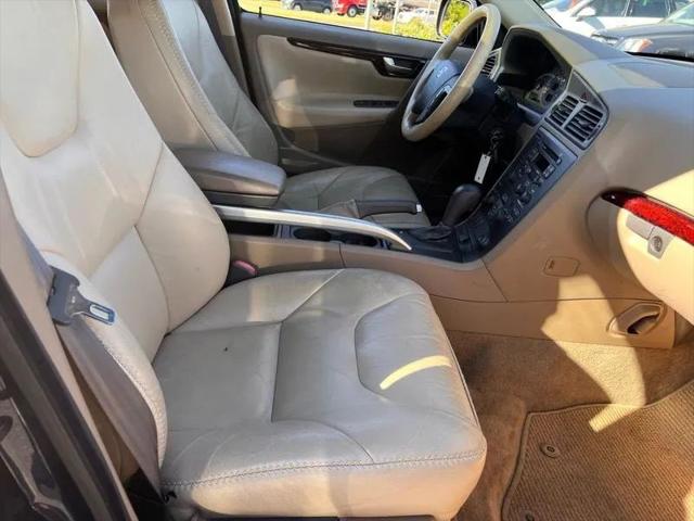 2002 Volvo V70 XC