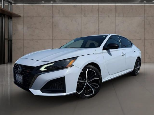 2023 Nissan Altima SR FWD