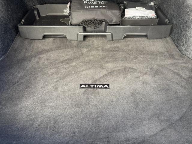 2023 Nissan Altima SR FWD