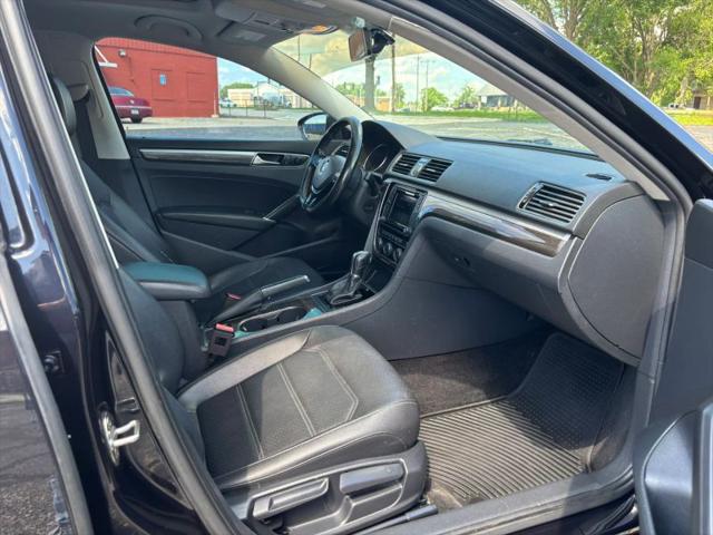 2018 Volkswagen Passat 2.0T SE