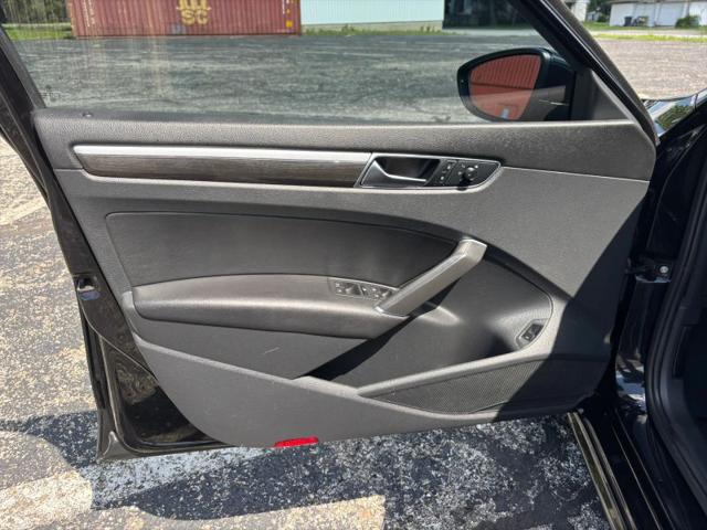 2018 Volkswagen Passat 2.0T SE