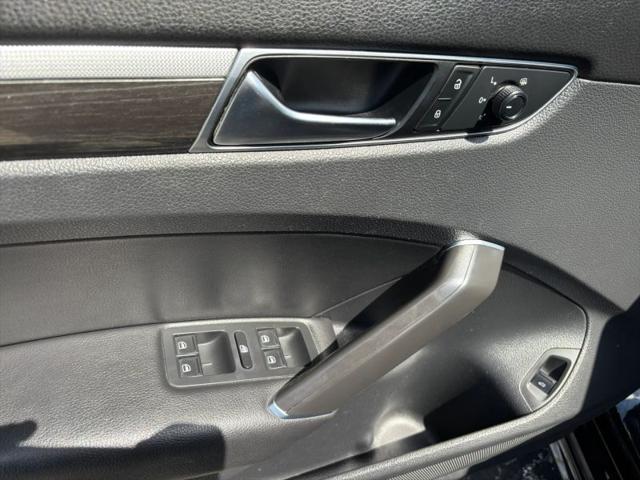 2018 Volkswagen Passat 2.0T SE