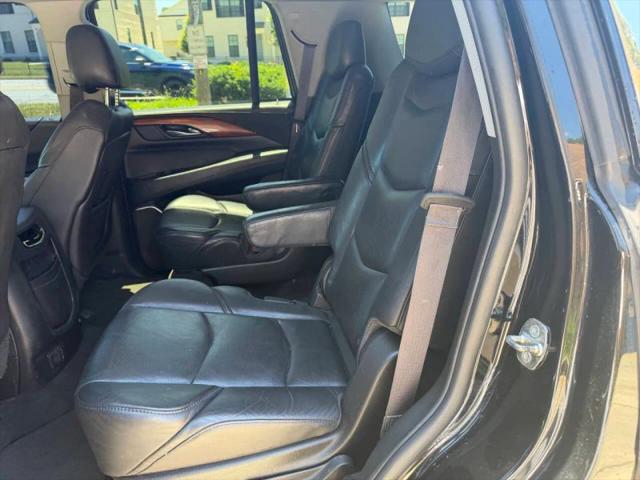 2015 Cadillac Escalade Luxury