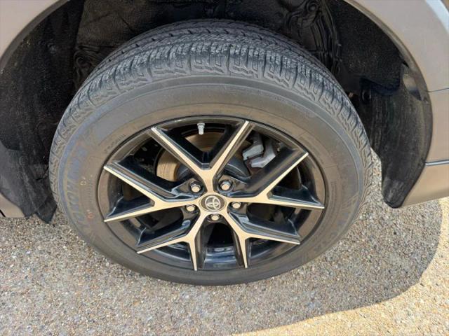 2017 Toyota RAV4 SE