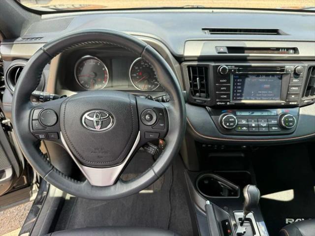 2017 Toyota RAV4 SE