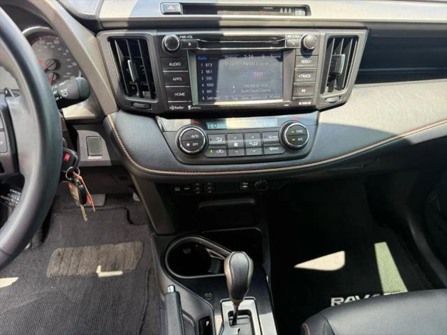 2017 Toyota RAV4 SE