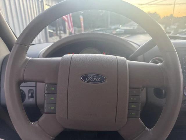 2004 Ford F-150 Lariat