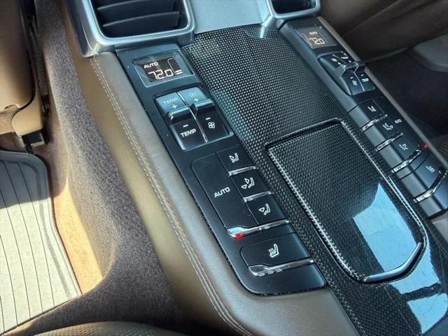 2015 Porsche Panamera GTS