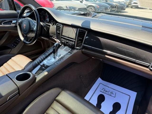 2015 Porsche Panamera GTS