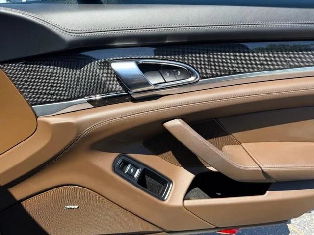 2015 Porsche Panamera GTS
