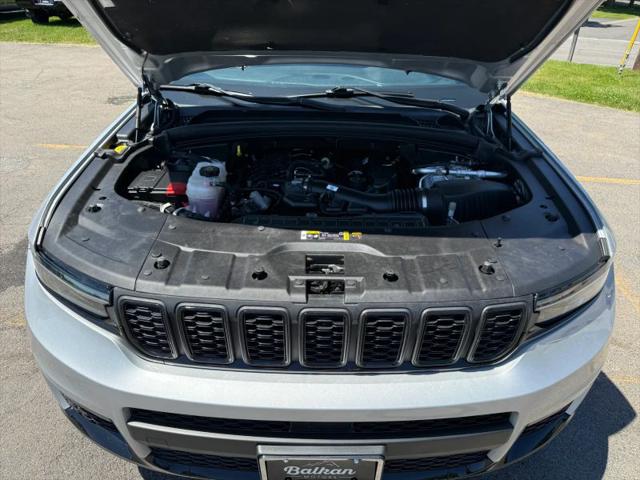 2023 Jeep Grand Cherokee L Altitude 4x4
