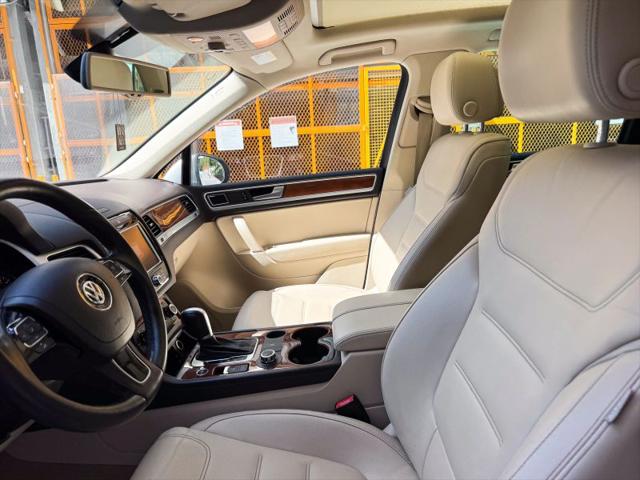 2011 Volkswagen Touareg VR6 Executive