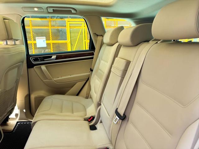 2011 Volkswagen Touareg VR6 Executive