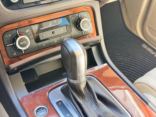 2011 Volkswagen Touareg VR6 Executive