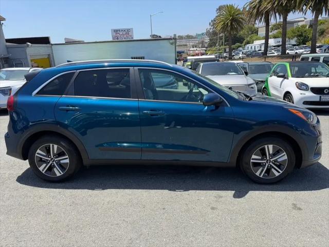 2022 Kia Niro Plug-In Hybrid LXS