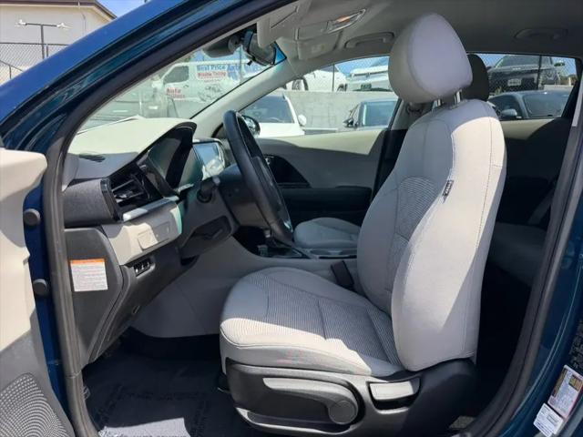 2022 Kia Niro Plug-In Hybrid LXS