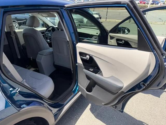 2022 Kia Niro Plug-In Hybrid LXS
