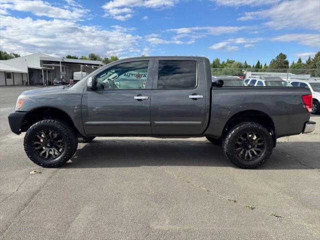 2012 Nissan Titan SV