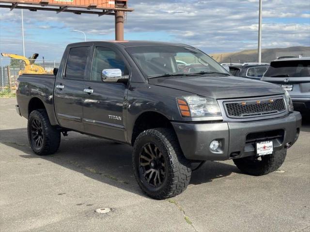 2012 Nissan Titan SV
