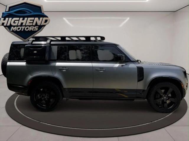 2023 Land Rover Defender 130 X-Dynamic SE