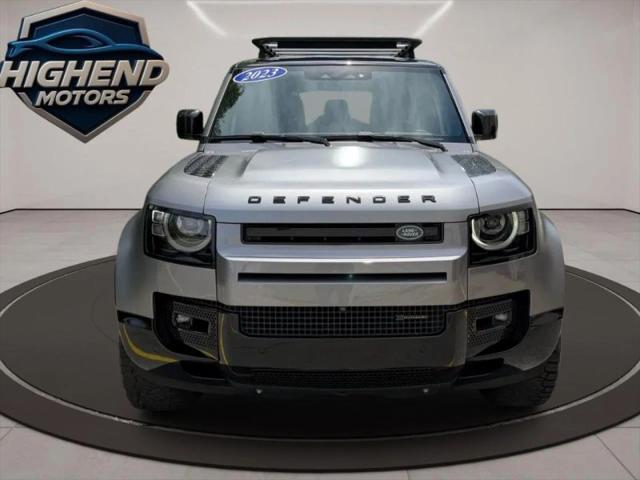 2023 Land Rover Defender 130 X-Dynamic SE
