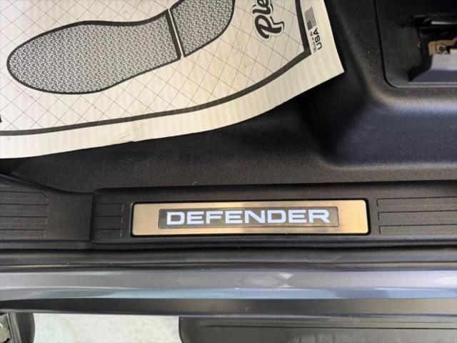 2023 Land Rover Defender 130 X-Dynamic SE