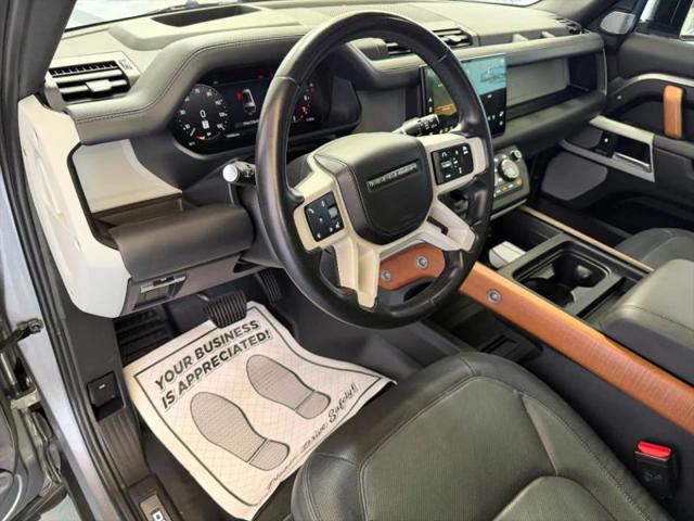 2023 Land Rover Defender 130 X-Dynamic SE
