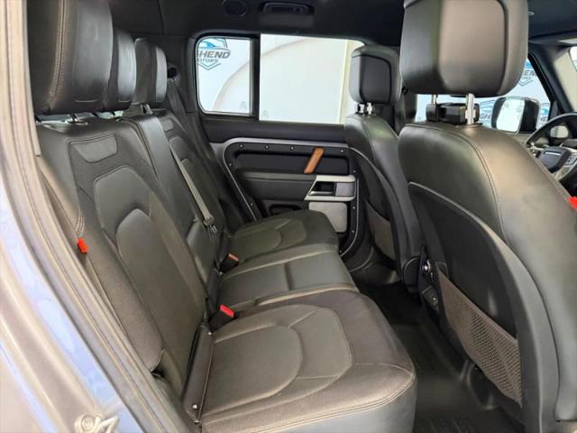 2023 Land Rover Defender 130 X-Dynamic SE