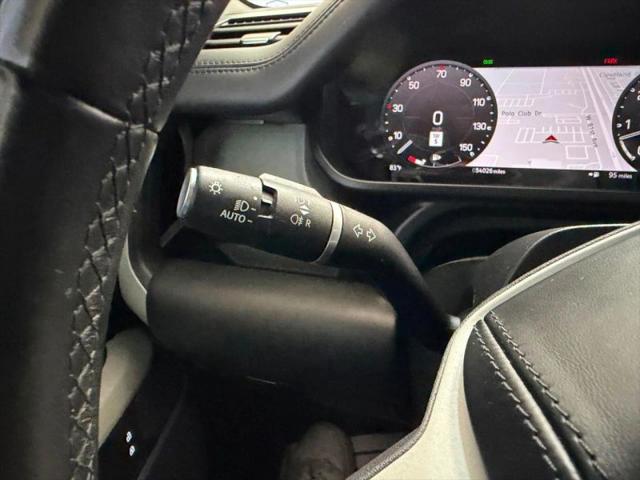2023 Land Rover Defender 130 X-Dynamic SE