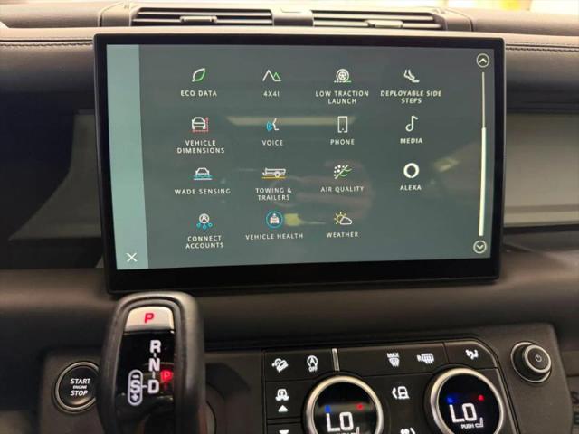 2023 Land Rover Defender 130 X-Dynamic SE