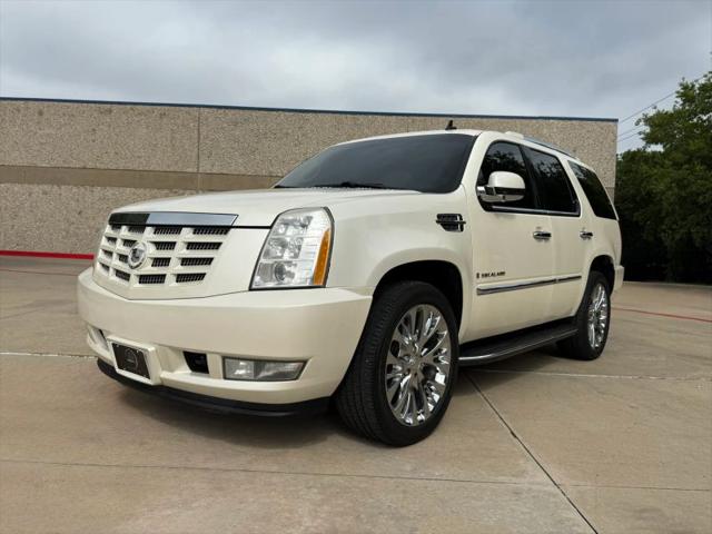 2008 Cadillac Escalade Standard