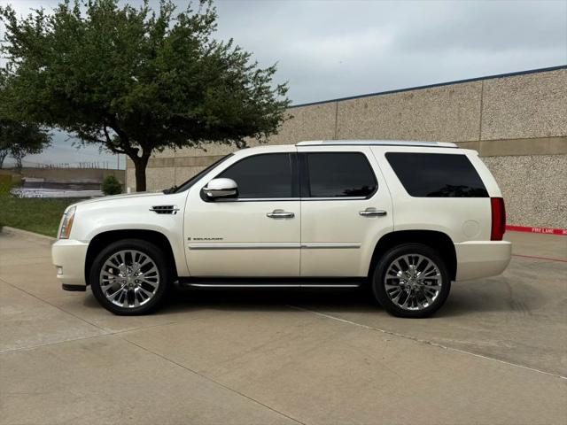 2008 Cadillac Escalade Standard