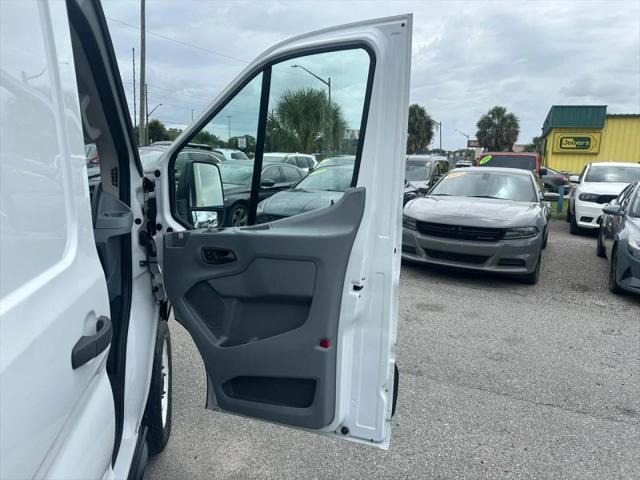 2019 Ford Transit Medium Roof w/Sliding Side Door w/LWB
