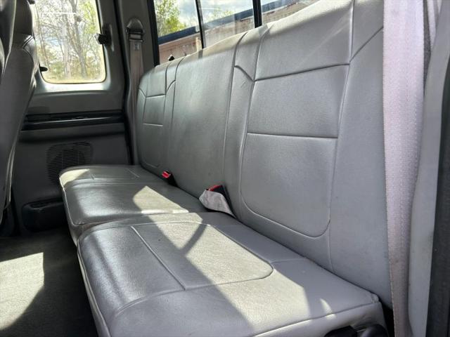 2006 Ford F-350 Lariat