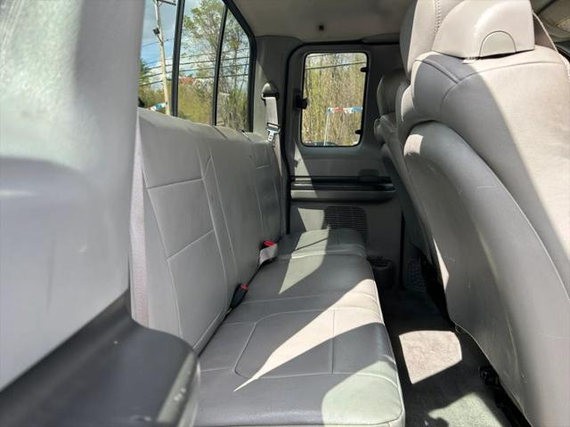 2006 Ford F-350 Lariat