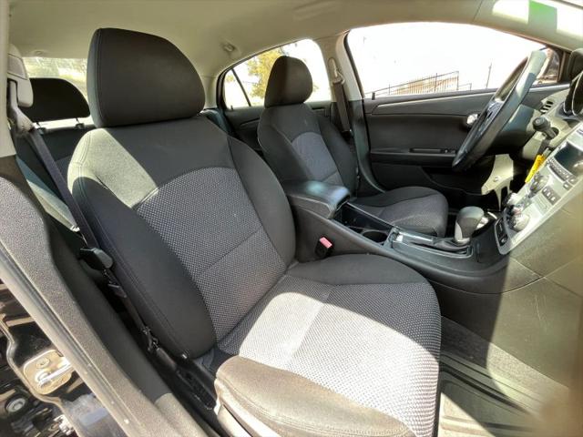 2011 Chevrolet Malibu 1LT