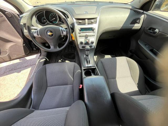 2011 Chevrolet Malibu 1LT