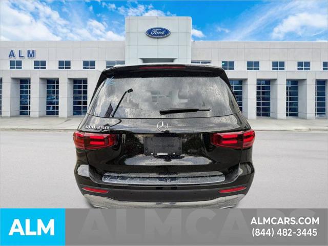 2025 Mercedes-Benz GLB 250