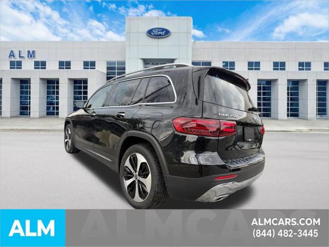 2025 Mercedes-Benz GLB 250