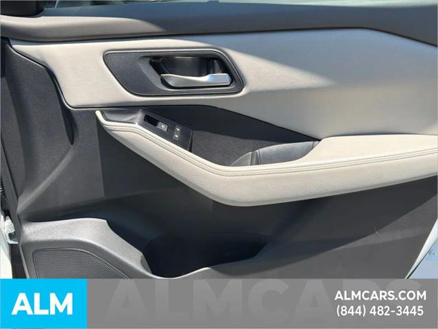 2025 Nissan Rogue SV FWD