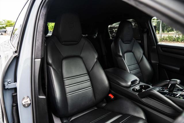 2022 Porsche Cayenne Turbo GT