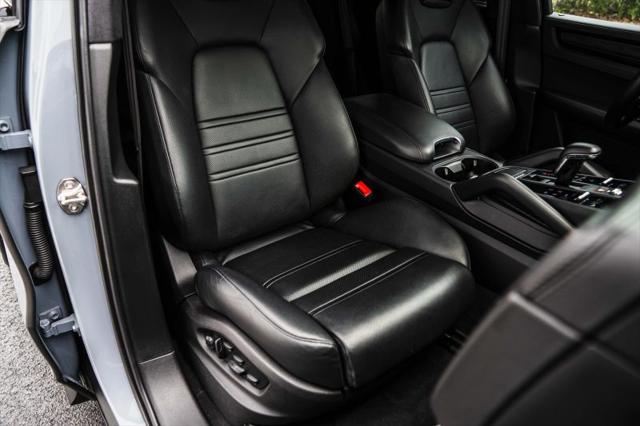 2022 Porsche Cayenne Turbo GT