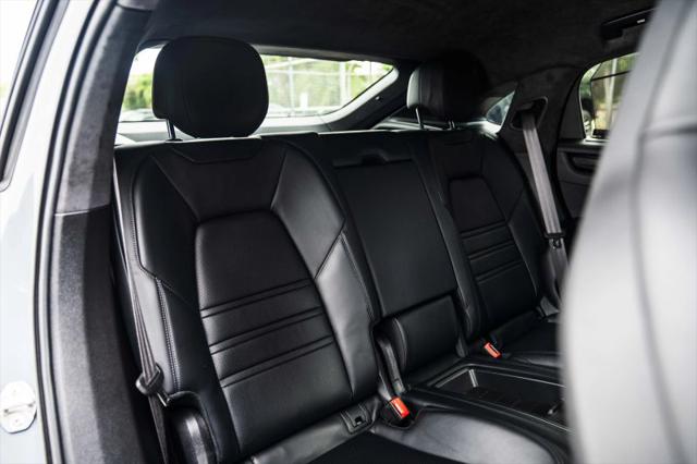 2022 Porsche Cayenne Turbo GT