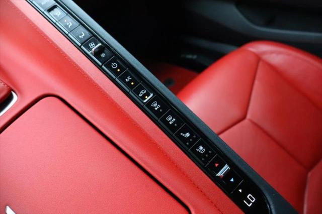 2021 Chevrolet Corvette Stingray RWD Coupe 2LT