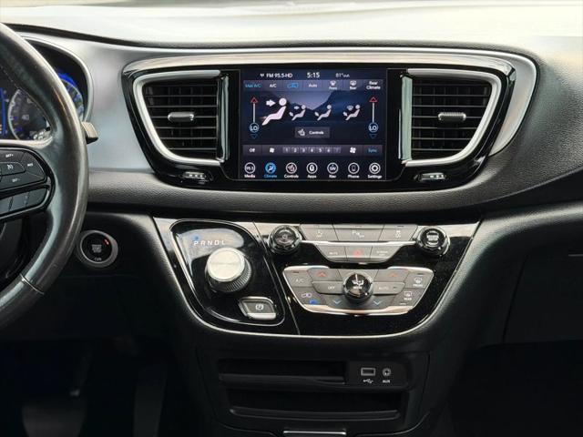 2020 Chrysler Pacifica Touring L