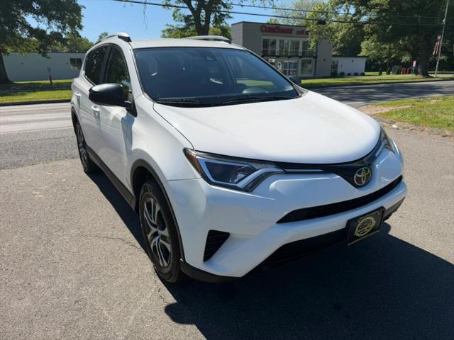 2017 Toyota RAV4 LE