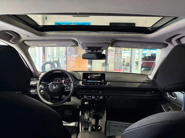 2025 Honda Accord Sedan SE
