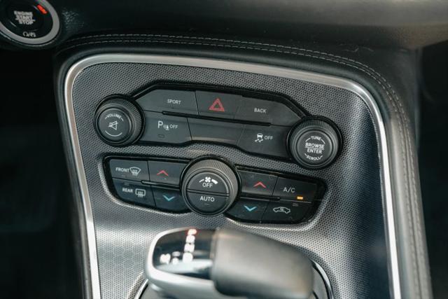 2016 Dodge Challenger SXT Plus