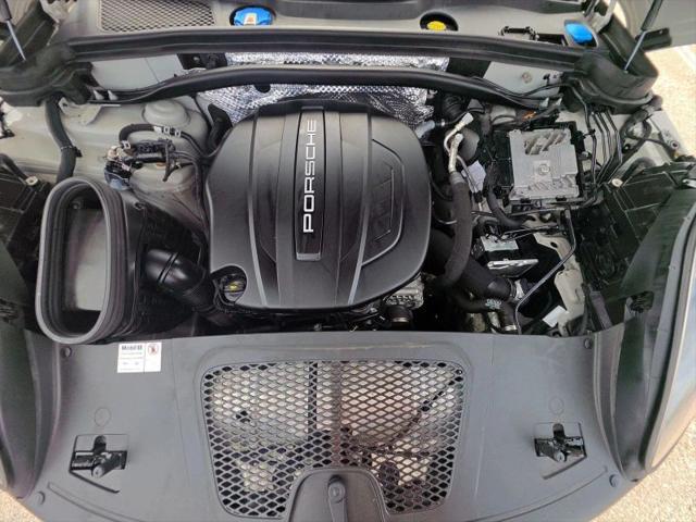 2020 Porsche Macan Base