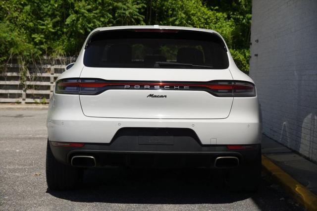 2020 Porsche Macan Base